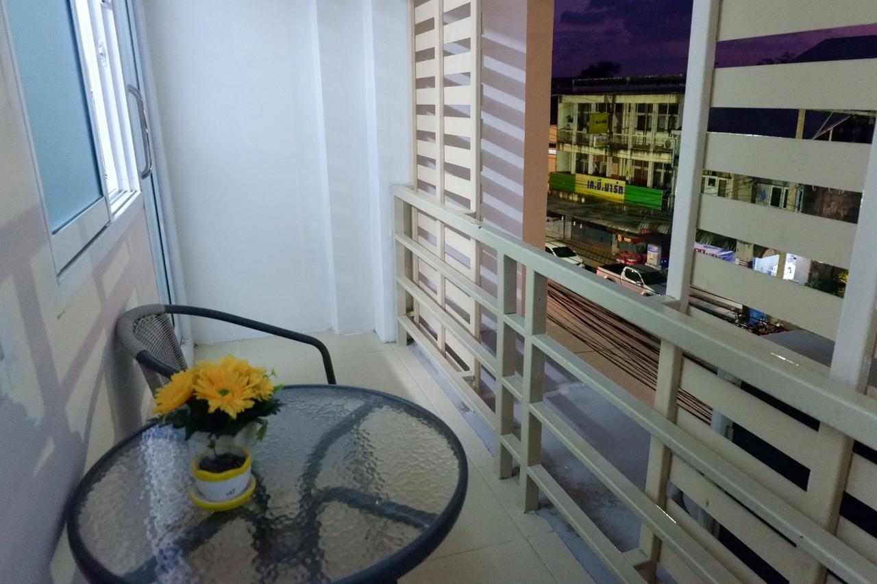 Ranong Backpacker'S Hostel (Adults Only) Εξωτερικό φωτογραφία