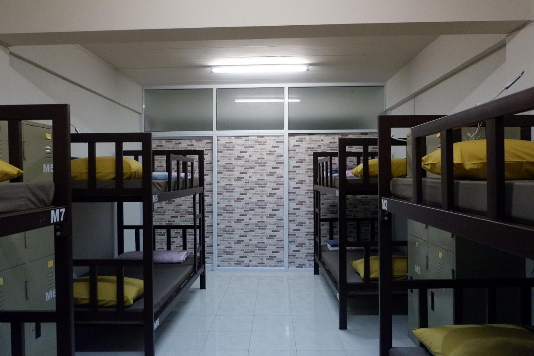 Ranong Backpacker'S Hostel (Adults Only) Εξωτερικό φωτογραφία